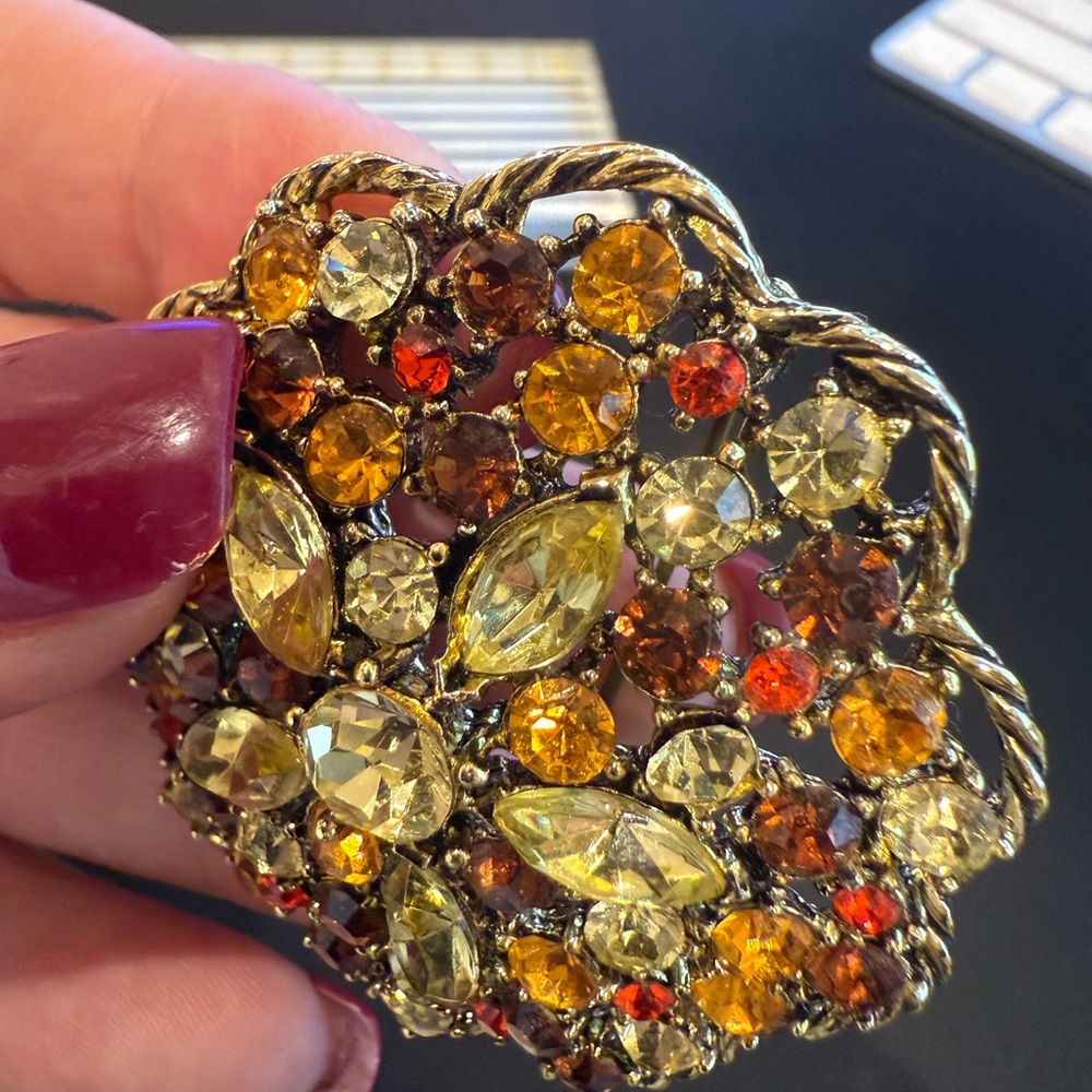 Albert Weiss gorgeous Gold/orange/copper/pale yellow Crystal Brooch - Picture 7 of 8